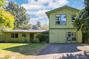 875 St Andrews Way, Bellingham, WA 98229 - Photo 2