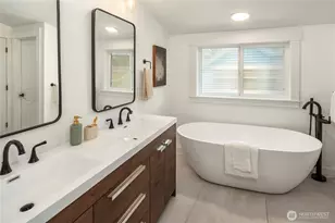 7755 35th Ave NE, Seattle, WA 98115 - Photo 24