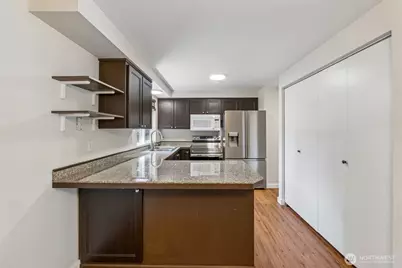 11125 129th Street, Kirkland, WA 98034 - Photo 2