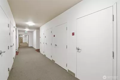 19500 Ballinger Wy NE #204, Shoreline, WA 98155 - Photo 18