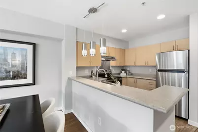 19500 Ballinger Wy NE #204, Shoreline, WA 98155 - Photo 6