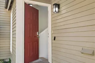 11411 102nd Ct NE, Kirkland, WA 98033 - Photo 2