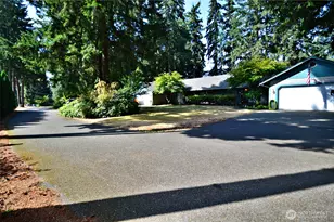 12012 115th Ave Ct E, Puyallup, WA 98374 - Photo 2