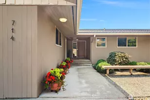 714 79th Ave SE, Lake Stevens, WA 98258 - Photo 4