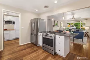 14333 165th Pl SE, Renton, WA 98059 - Photo 10