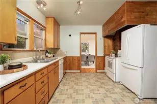 3111 N 11th St, Tacoma, WA 98406 - Photo 14