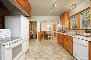 3111 N 11th St, Tacoma, WA 98406 - Photo 12