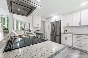 25120 SE 14th St, Sammamish, WA 98075 - Photo 14