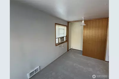 1505 E Galer Street #2, Seattle, WA 98112 - Photo 8