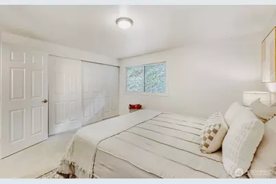 22906 Edmonds Way #10, Edmonds, WA 98020 - Photo 16