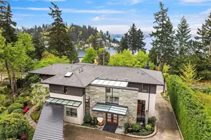 9632 Lake Washington Blvd NE, Bellevue, WA 98004 - Photo 1