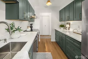 4540 8th Ave NE, Seattle, WA 98105 - Photo 4