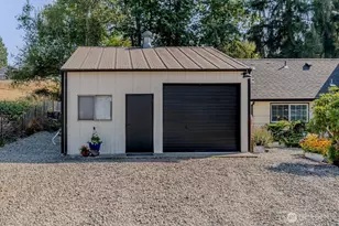 23425 SE 440th St, Enumclaw, WA 98022 - Photo 2