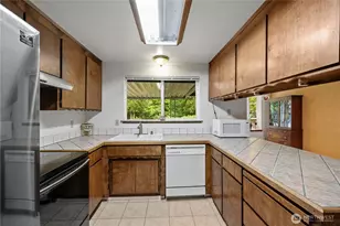 6426 56th Pl NE, Marysville, WA 98270 - Photo 12