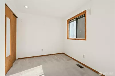 18515 NE 143rd Place, Woodinville, WA 98072 - Photo 22