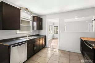 346 Pelly Ave N, Renton, WA 98057 - Photo 8
