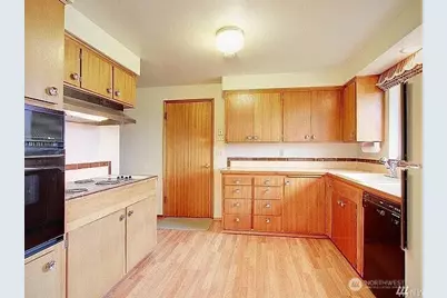 88 Monterey Place NE, Renton, WA 98056 - Photo 6
