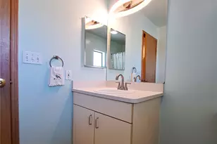 6329 16th Ave NE, Seattle, WA 98115 - Photo 10