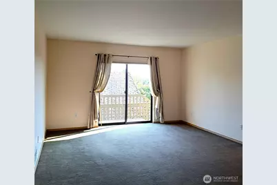 6329 16 Avenue NE #1, Seattle, WA 98115 - Photo 4