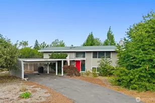 14309 Golden Given Rd E, Tacoma, WA 98445 - Photo 2