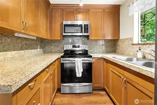 13816 NE 137th St, Kirkland, WA 98034 - Photo 12