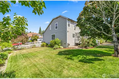 6728 72nd Street NE, Marysville, WA 98270 - Photo 4