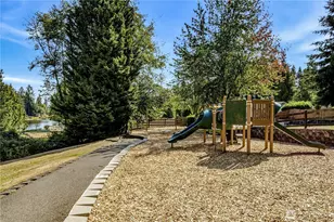 10423 30th Dr SE, Everett, WA 98208 - Photo 32