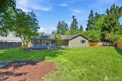 17921 NE 27th Street, Redmond, WA 98052 - Photo 26