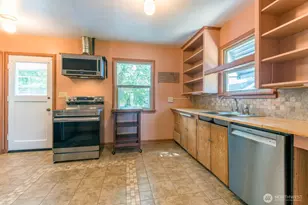 2007 9th St, Bremerton, WA 98337 - Photo 8