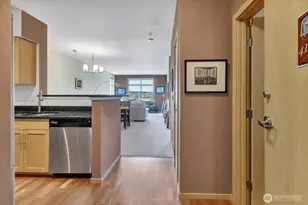 3333 Wallingford Ave N, Seattle, WA 98103 - Photo 6