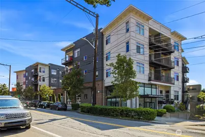 3333 Wallingford Avenue N #410, Seattle, WA 98103 - Photo 1