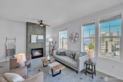 530 4th Avenue W #410, Seattle, WA 98119 - Photo 4