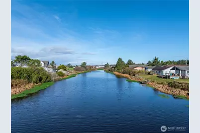 564 Point Brown Avenue NE, Ocean Shores, WA 98569 - Photo 12