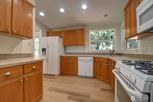 5323 W Eagle Ln SW, Olympia, WA 98512 - Photo 8