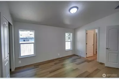 5323 W Eagle Lane SW, Olympia, WA 98512 - Photo 18