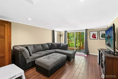 18011 83rd Avenue NE, Kenmore, WA 98028 - Photo 14