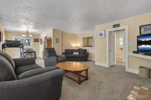1002 21st St SE, Auburn, WA 98002 - Photo 6