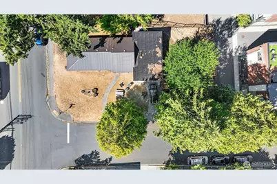 5507 240th Street SW, Mountlake Terrace, WA 98043 - Photo 2