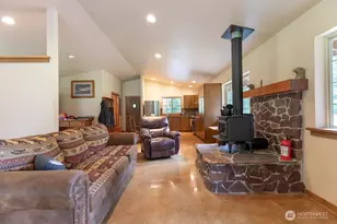 2298 Undie Rd, Forks, WA 98331 - Photo 4