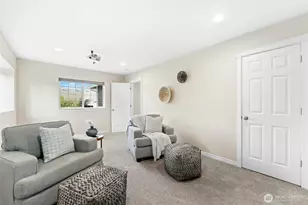 723 N 198th St, Shoreline, WA 98133 - Photo 20