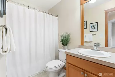 723 N 198th Street, Shoreline, WA 98133 - Photo 28