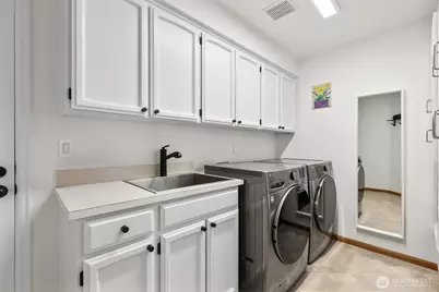 13022 205th Place SE, Issaquah, WA 98027 - Photo 30