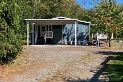 1877 Old Hwy 99 North Road, Burlington, WA 98233 - Photo 4