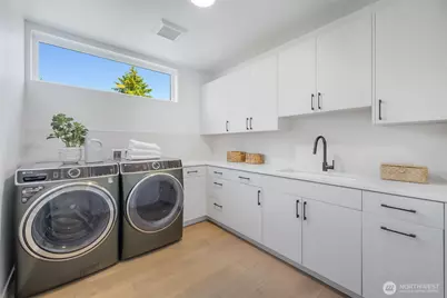 4219 51st Avenue S, Seattle, WA 98118 - Photo 22