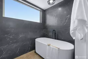 4219 51st Ave S, Seattle, WA 98118 - Photo 16