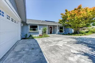 8170 Cultus Dr, Clinton, WA 98236 - Photo 2