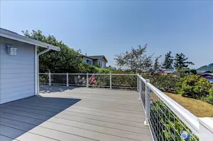 8170 Cultus Dr, Clinton, WA 98236 - Photo 14