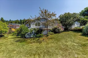 8170 Cultus Dr, Clinton, WA 98236 - Photo 38
