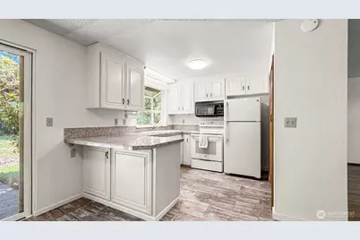 19119 47th Avenue W, Lynnwood, WA 98036 - Photo 10
