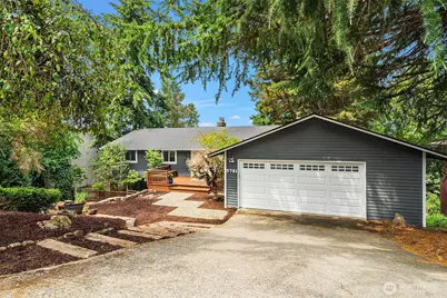 5761 110th Ave SE, Bellevue, WA 98006 - Photo 2